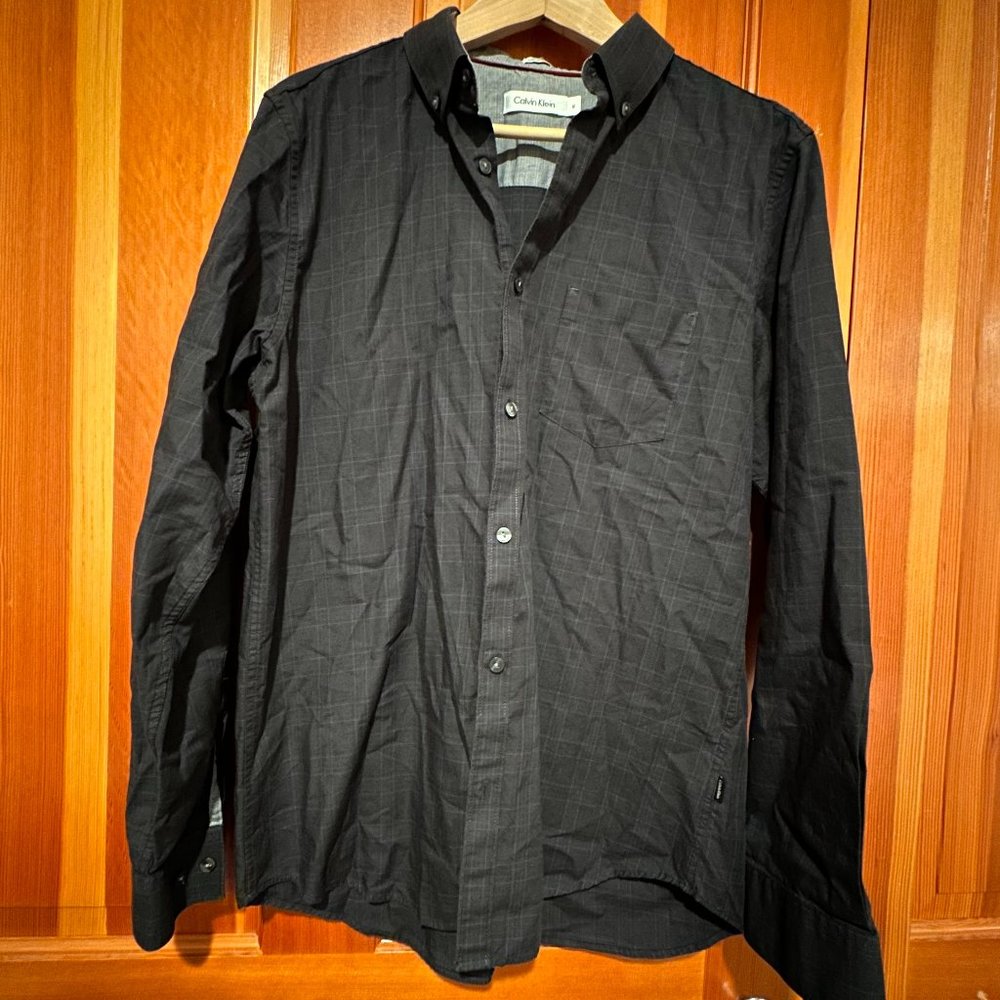 [Calvin Klein] Dark Gray 100% Cotton Men’s Button Down - Size M